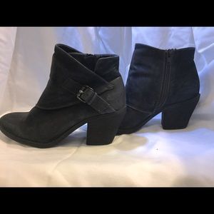 Short ankle booties - Dark grey